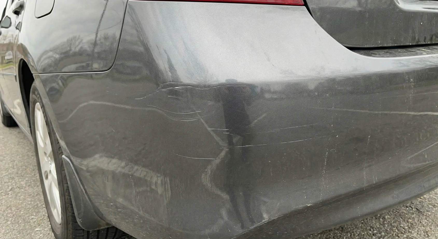 ตัวอย่างรอยขีดข่วนรถยนต์ที่ประกันรับได้